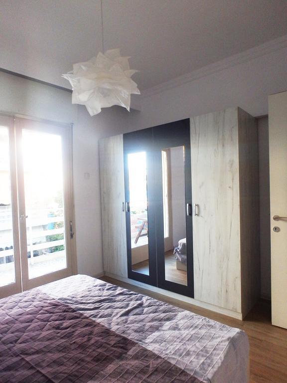 Holiday Apartment Sombrero Néa Péramos Εξωτερικό φωτογραφία